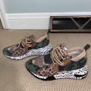 SOLD Steve Madden sneakers size 7.5 worn once